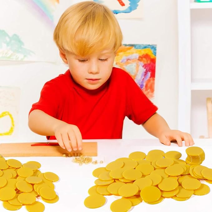 Coopay 1-1/5 inch Plastic Learning Counters Disks Bingo Chip Counting Discs Markers for Math Practice and Poker Chips Game Tokens, 200 Pieces(Yellow)