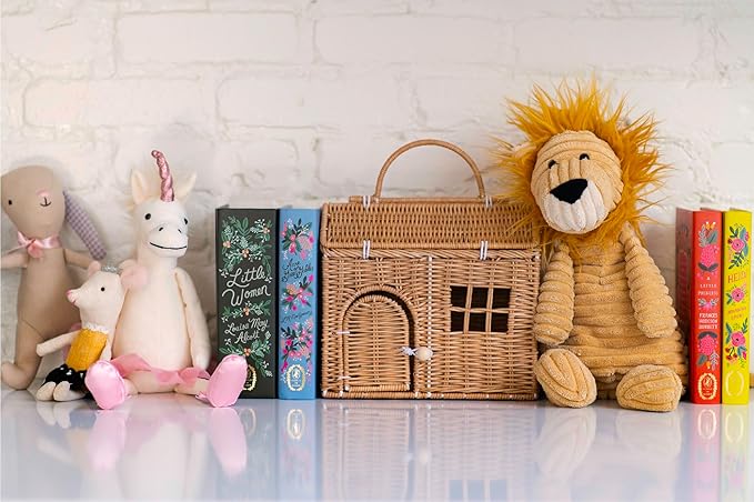 Rool Rattan House Shaped Basket Wicker Small Dollhouse Gift for Girls, Boho Toys, Mouse in a Box House, Little Girl Purse Clutch, Doll Carrier (Brown)