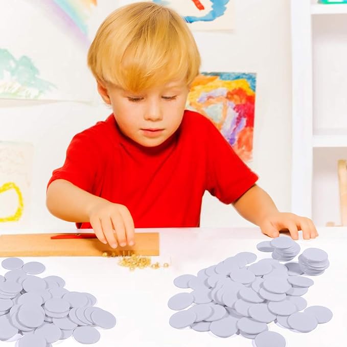 Coopay 1-1/5 inch Plastic Learning Counters Disks Bingo Chip Counting Discs Markers for Math Practice and Poker Chips Game Tokens, 200 Pieces(White)