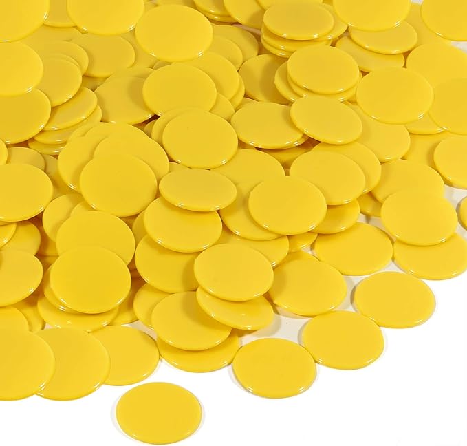 Coopay 1-1/5 inch Plastic Learning Counters Disks Bingo Chip Counting Discs Markers for Math Practice and Poker Chips Game Tokens, 200 Pieces(Yellow)