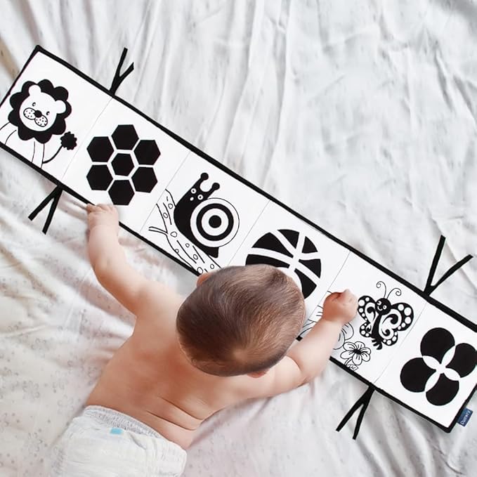 My First Black and White High Contrast Soft Book , Infant Tummy Time Toys, Black and White Baby Cards, Folding Educational Activity Cloth Book Suitable for Boys Girls Toddler