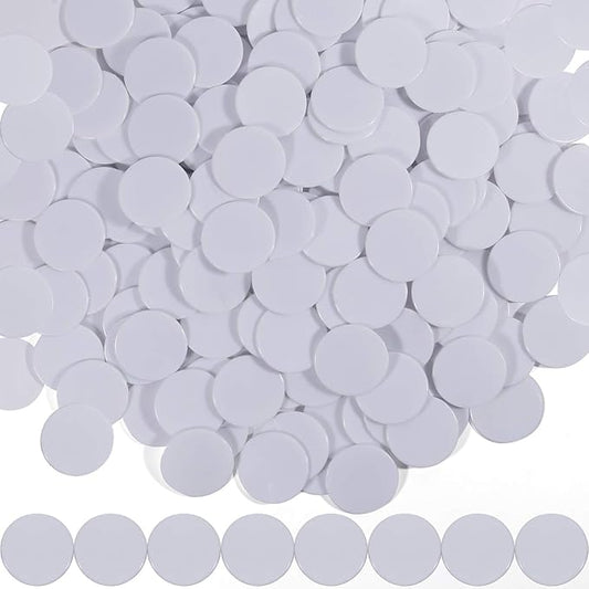 Coopay 1-1/5 inch Plastic Learning Counters Disks Bingo Chip Counting Discs Markers for Math Practice and Poker Chips Game Tokens, 200 Pieces(White)