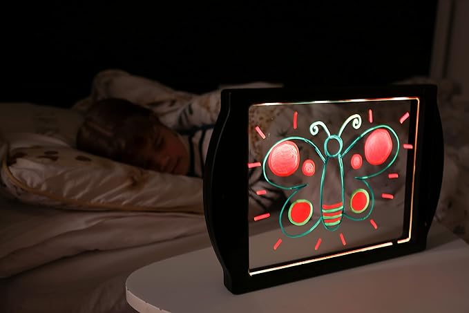 Marvin's Magic - Glow Art - LED Doodle Board for Children - Light Up Drawing Pad, with Glow in The Dark Colouring Pens - Battery Powered Magic Drawing Tablet - Light Up Tracing Pad Suitable for 5+