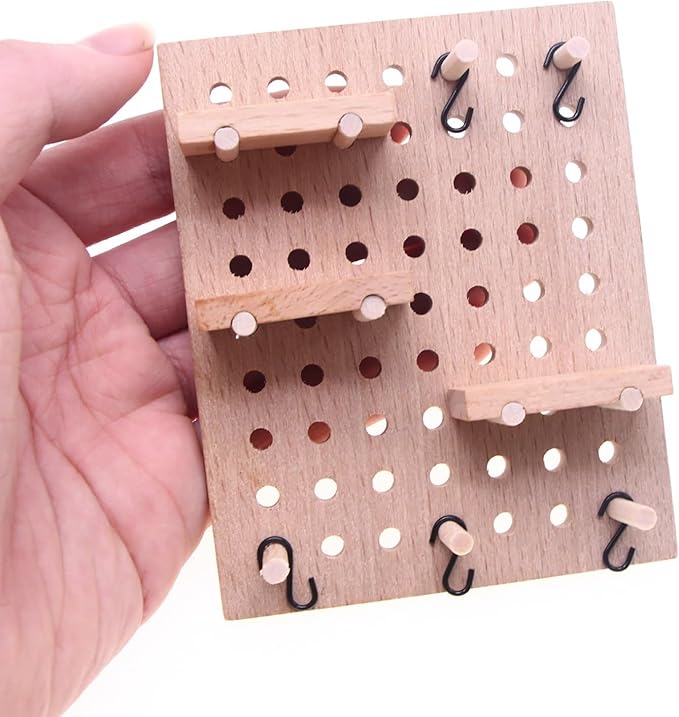 LOGOFUN 2pcs Solid Wood Miniature Wall Pegboard for Bjd Dollhouse Scene Storage Props and Decorations Accessories