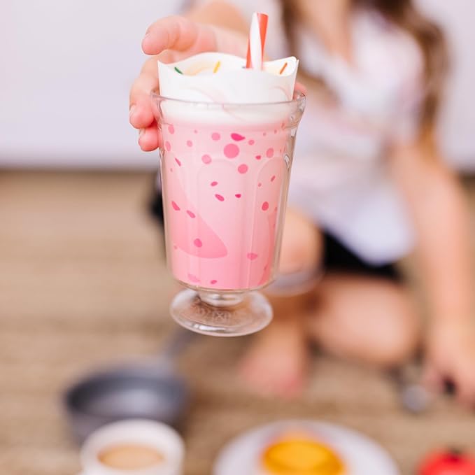 Melissa & Doug Star Diner Restaurant 41-Piece Play Set with Toy Food, Cookware & Play Kitchen Accessories, Preschool Learning Toys for Girls & Boys 3+