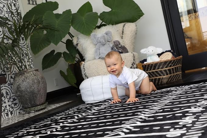 Plush Velvety 'Gridiron' Washable Playmat and Protective Rug Slipcover in Black 5' x 7'