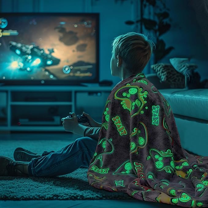 Gaming Gifts Toys for Teen Boys Glow in The Dark Gaming Blanket for Men Boyfriends Gamers Soft Fleece Gamer Blanket for Kids Birthday Gifts