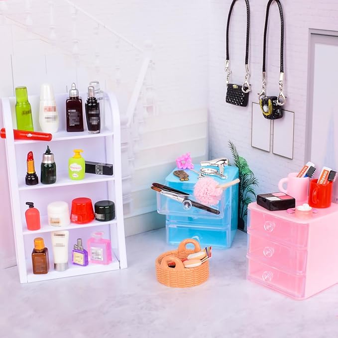 100 Pcs Dollhouse Mini Cosmetic Set，Miniature Bathroom Accessories，Mini Makeup Pretend Play Gifts for Girls，Jewelry Storage Case Shelf Handbag Camera Toiletries Dollhouse DIY Micro Scene