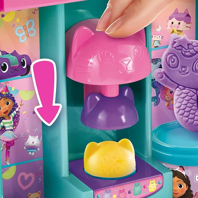 Canal Toys Gabby’s Dollhouse ™ Dough House! Have a cat-Tastic time Sculpting, molding, and Shaping Colorful Dough and Decoration Gabby’s Dough House! Easy Storage and Portability! Ages 4+