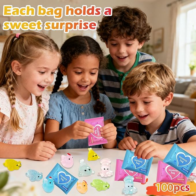 100 Pcs Mystery Bag Mini Resin Animals Glow in The Dark Figurines, Mini Figures Blind Bags for DIY Crafts, Fairy Garden Decor, Dollhouse Accessories, Party Favors, Surprise Gifts for Kids