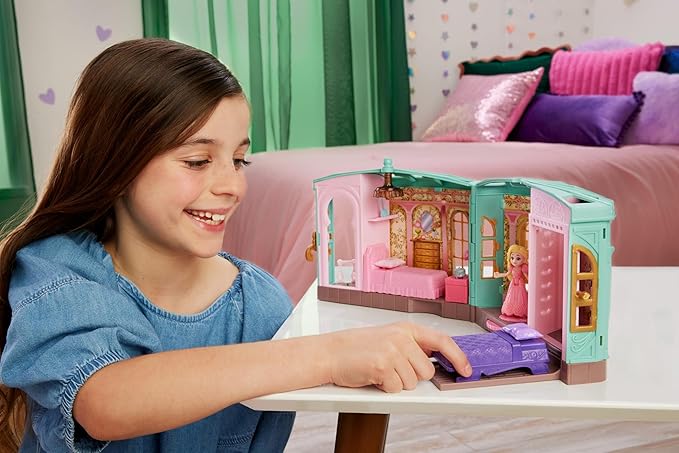 Mattel Universal Pictures’ Wicked So Popular Dorm Small Doll Playset with 3 Play Spaces & 9 Accessories, Inspired by The Movie