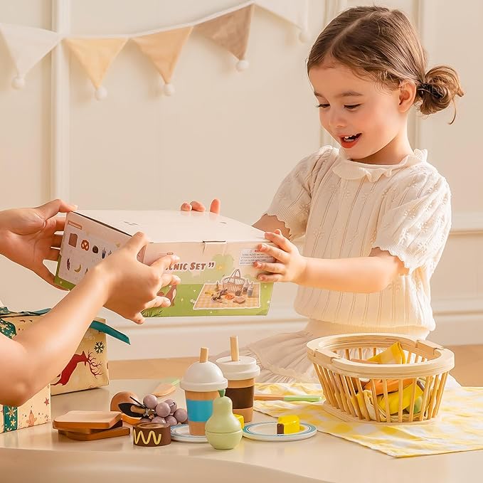 ROBUD Wooden Play Food for Kids, Picnic Cutting Fruit for Toy Kitchen Accessories, Picnic Basket Toy Set with Realistic Play Food, Develop STEM & Make, Montessori Toys for Toddler, WG422