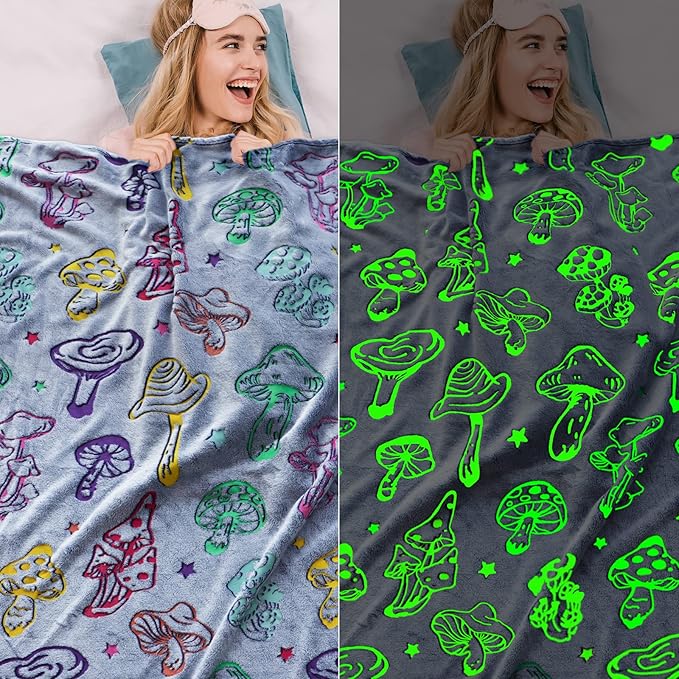 Mushroom Blanket Gifts for Women Girls - Mushroom Decor Glow in The Dark Blanket for Adults Girls Cottagecore Soft Colorful Kids Throw Cute Mushrooms Stuff Halloween Christmas