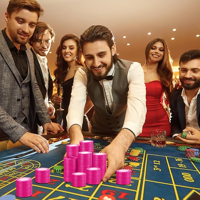 Leitee 500 Pcs Pink Plastic Poker Chips Bulk 1.5 Inch Mini Bingo Chips Tokens Markers Blank Casino Counting Discs Learning Math Counters for Adults Interlocking Game Counting Reward Card