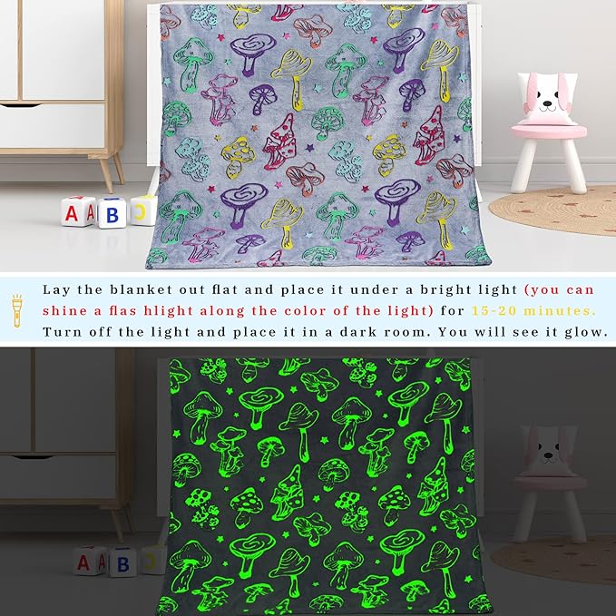 Mushroom Blanket Gifts for Women Girls - Mushroom Decor Glow in The Dark Blanket for Adults Girls Cottagecore Soft Colorful Kids Throw Cute Mushrooms Stuff Halloween Christmas