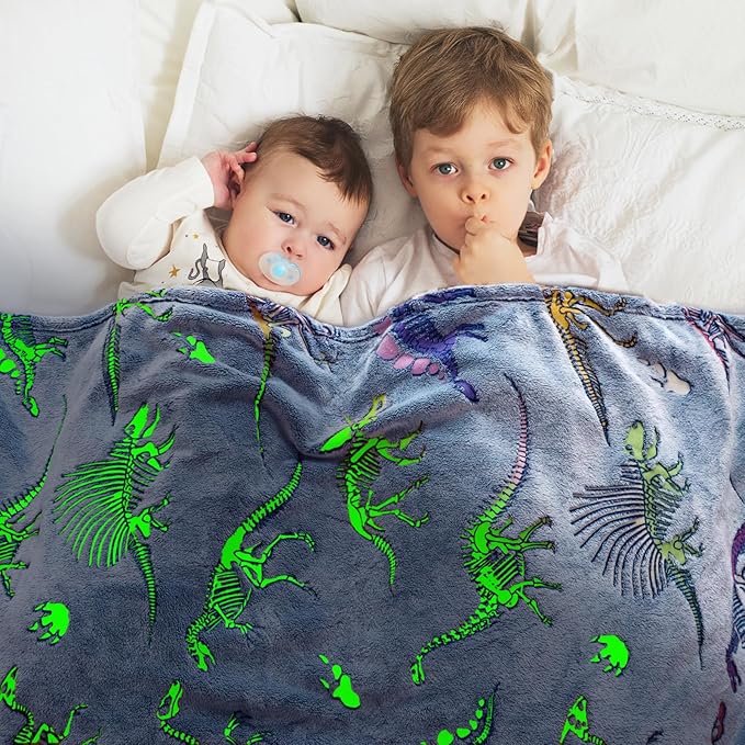 Glow in The Dark Dinosaur Blanket for Boys Girls Kids Cute Dino Throw Blankets for Couch, Kids Fleece Blankets, Soft Warm Plush Dinosaur Toddler Blanket Luminous